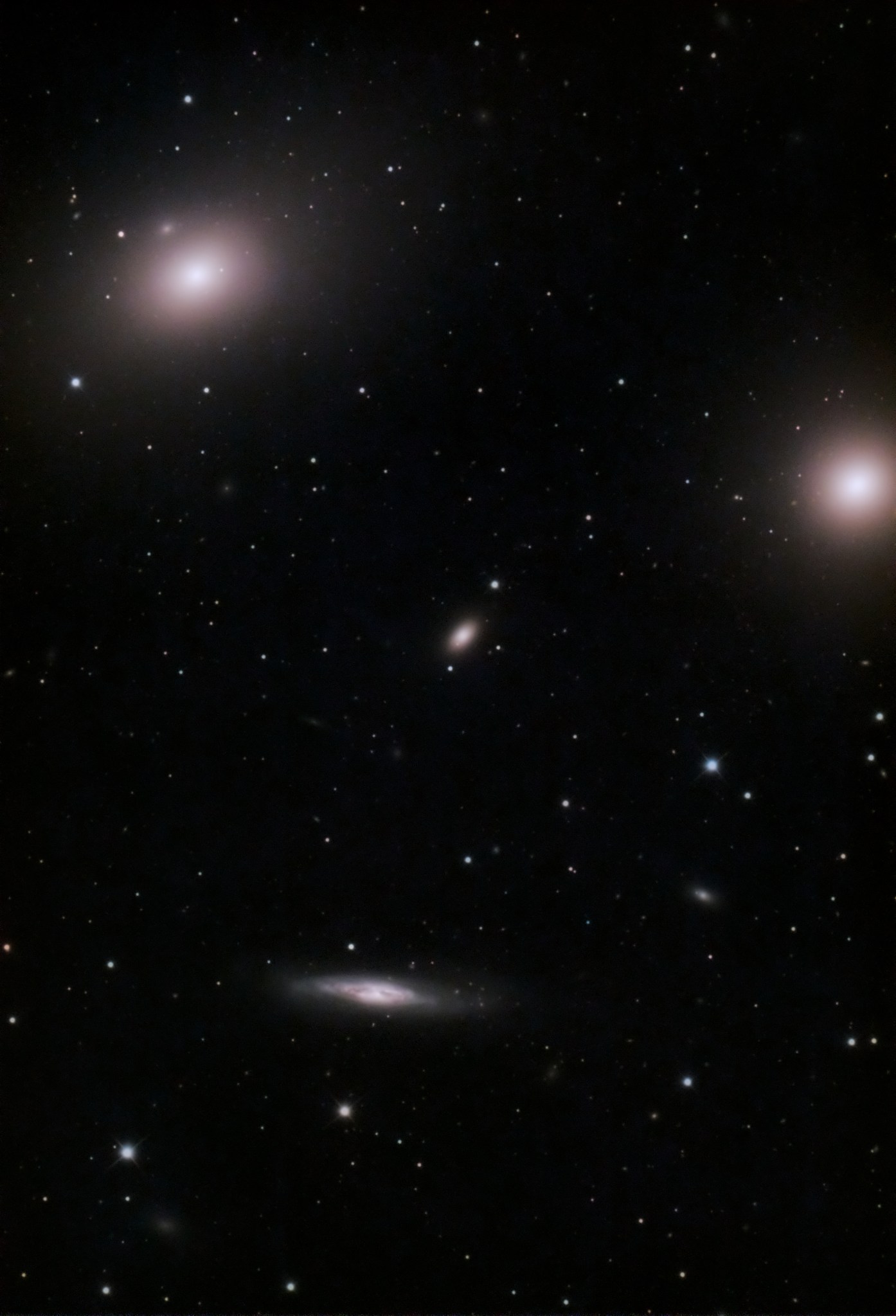 Messier84 Messier 84 – Das große galaktische Gesicht – Meine kleinen Sternenkarten